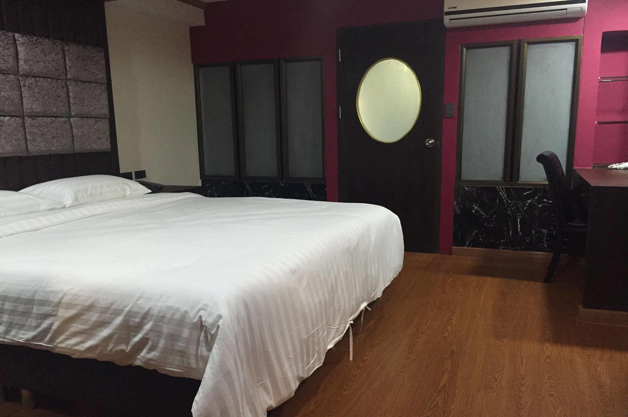 Grand Pink Hotel Hatyai Hat Yai Exteriér fotografie